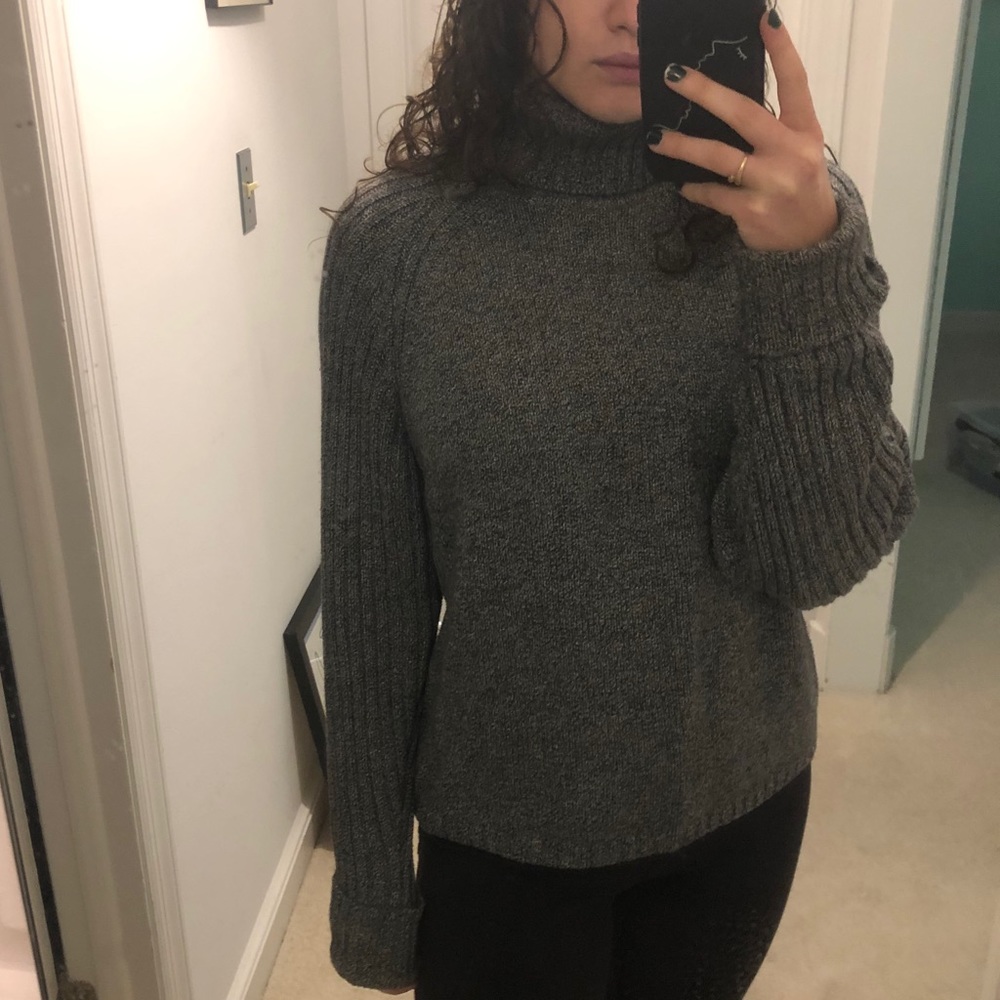 Gray turtleneck sweater size M